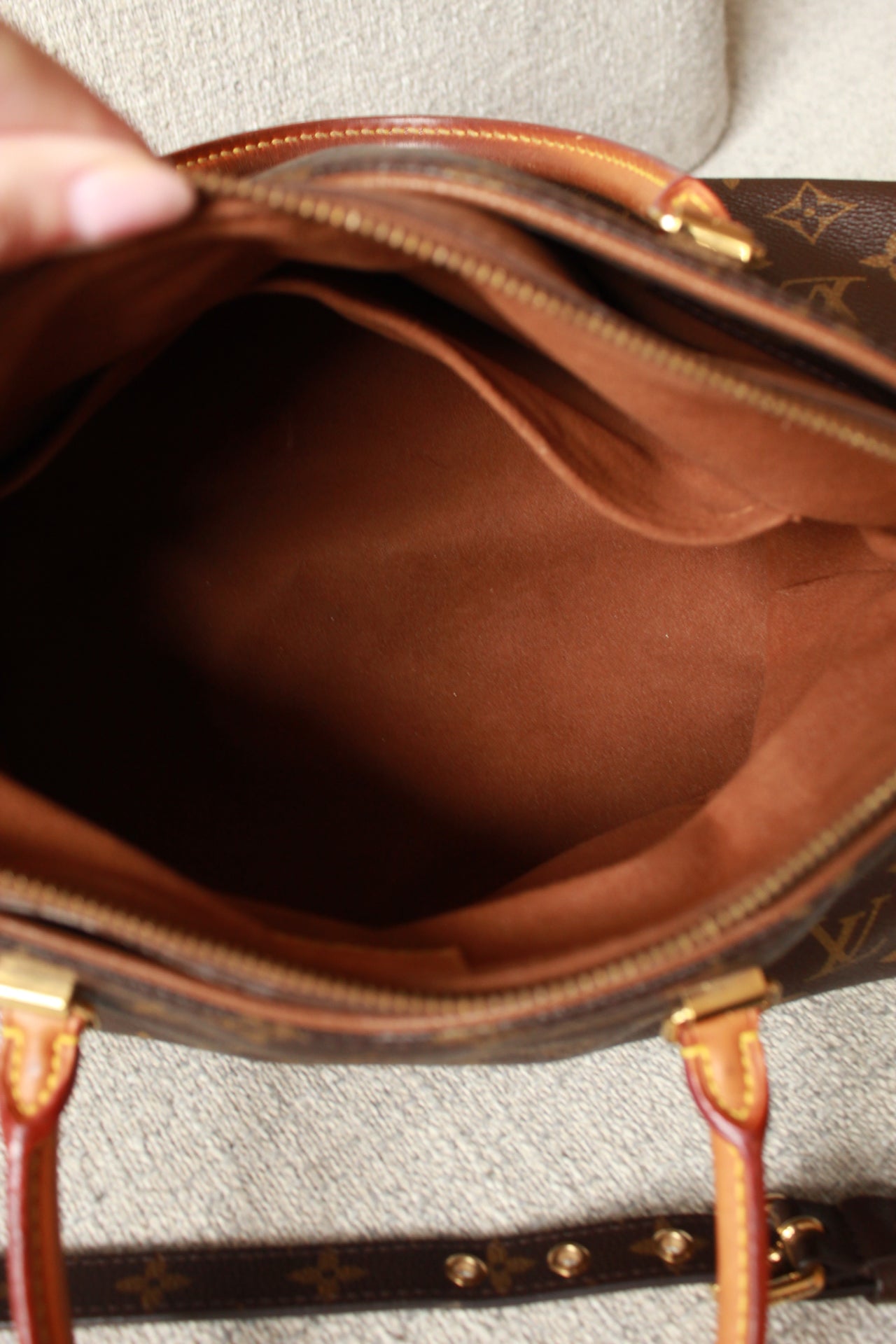 Louis Vuitton Pallas MM