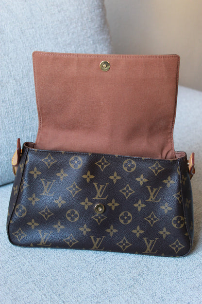 Louis Vuitton Looping