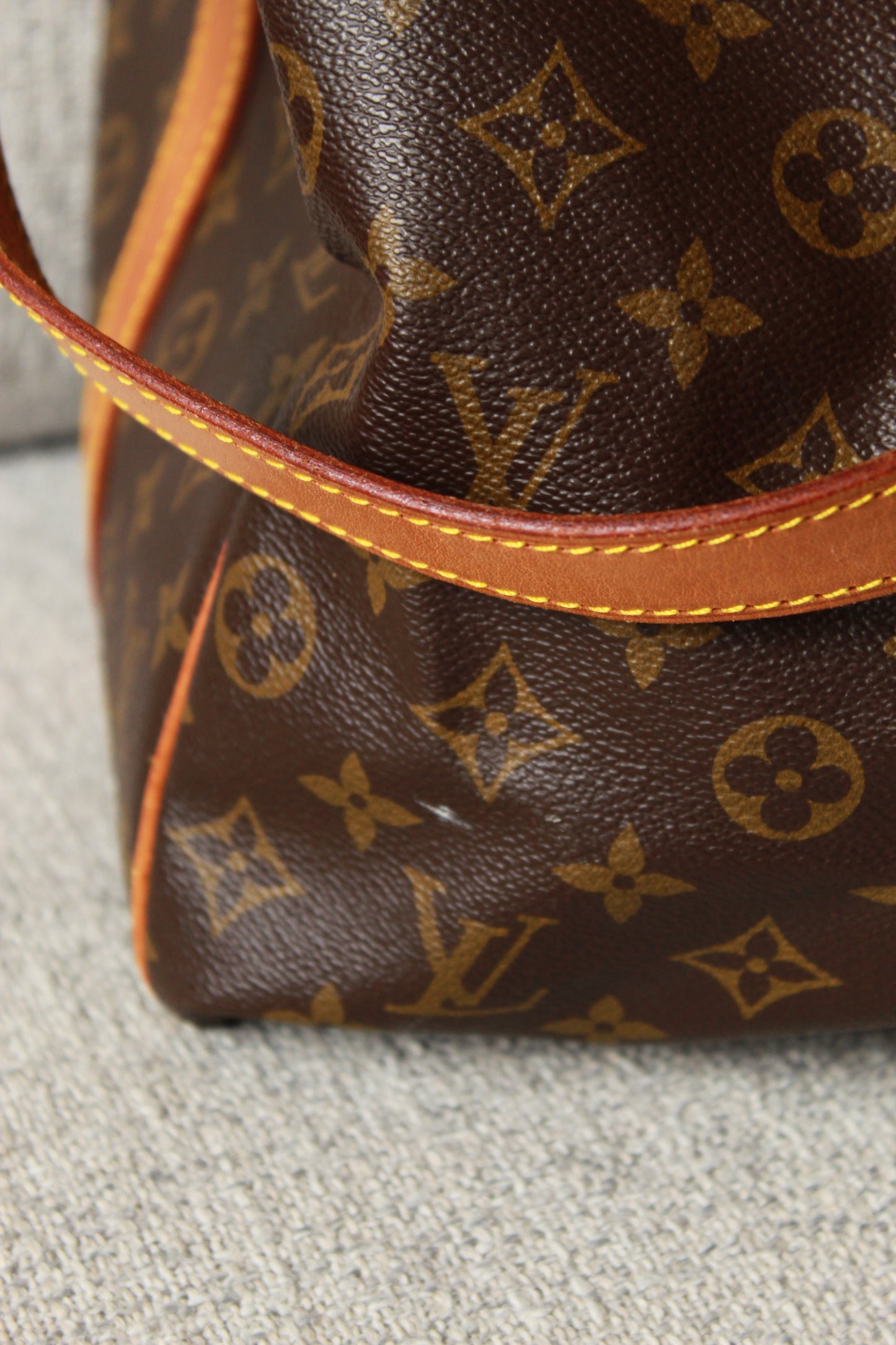 Louis Vuitton Keepall Bandouliere 50