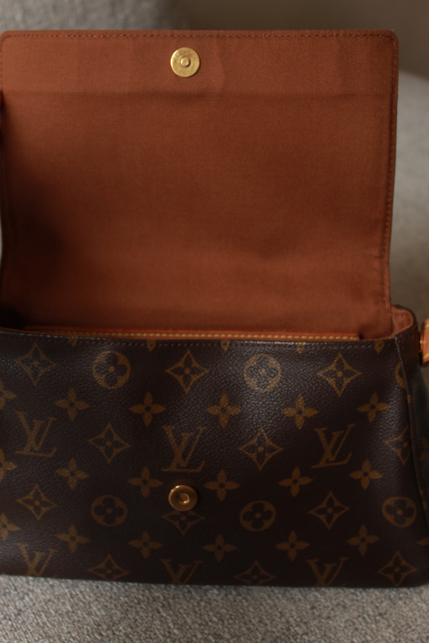 Louis Vuitton Looping