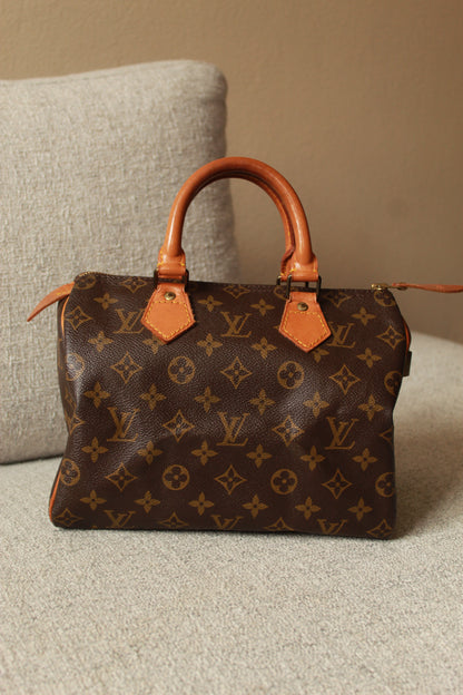 Louis Vuitton Speedy 25