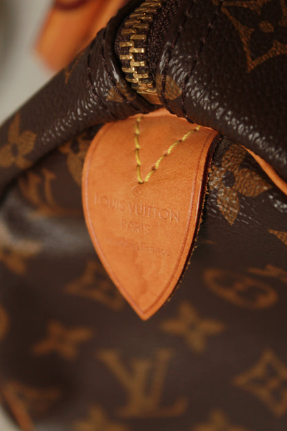 Louis Vuitton Speedy 30