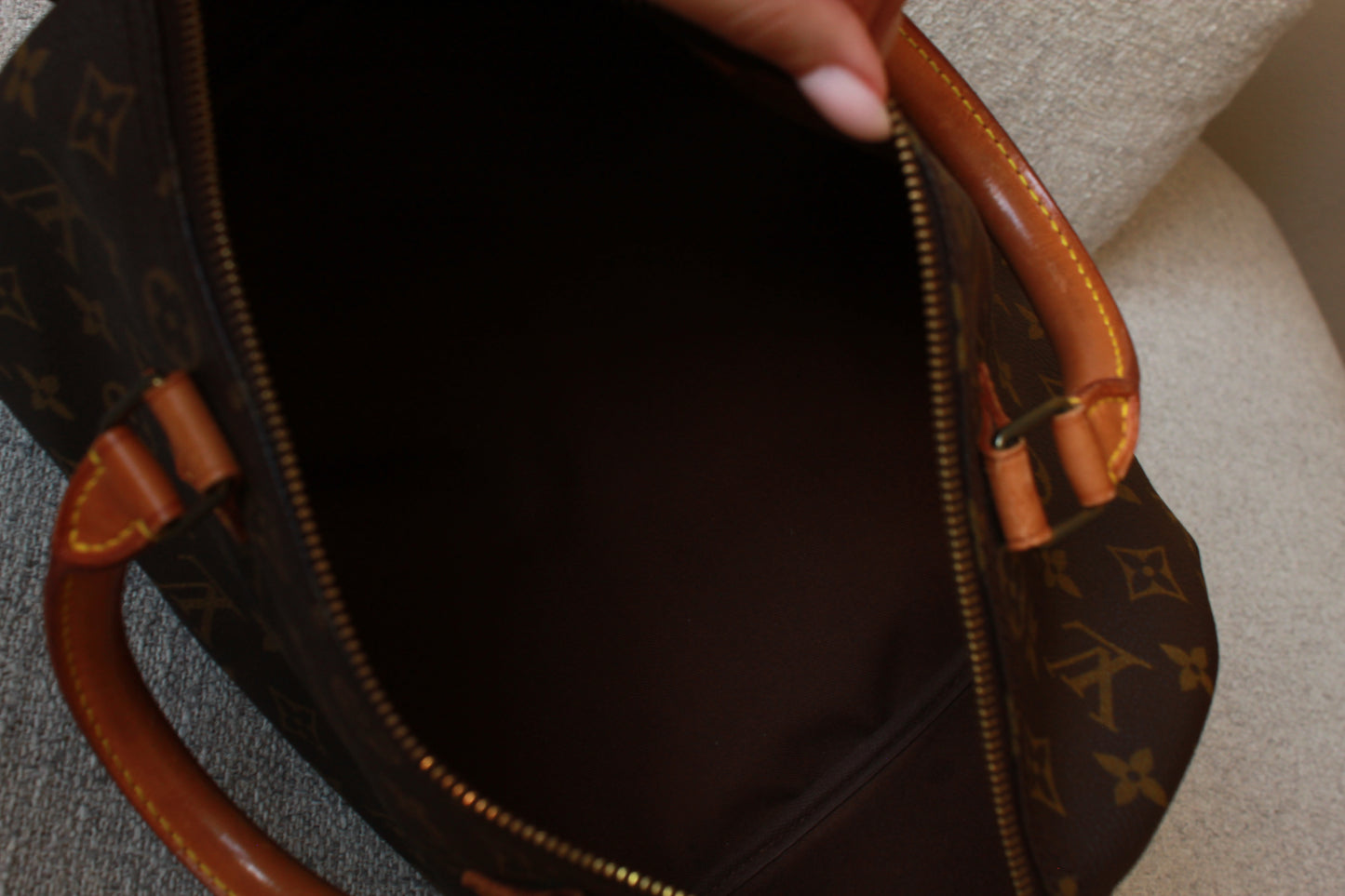 Louis Vuitton Speedy 30