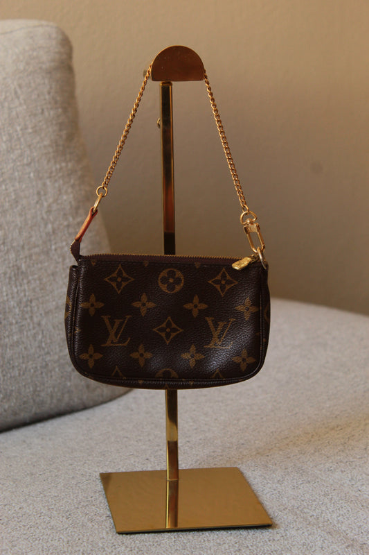 Louis Vuitton Mini Pochette Accessoire